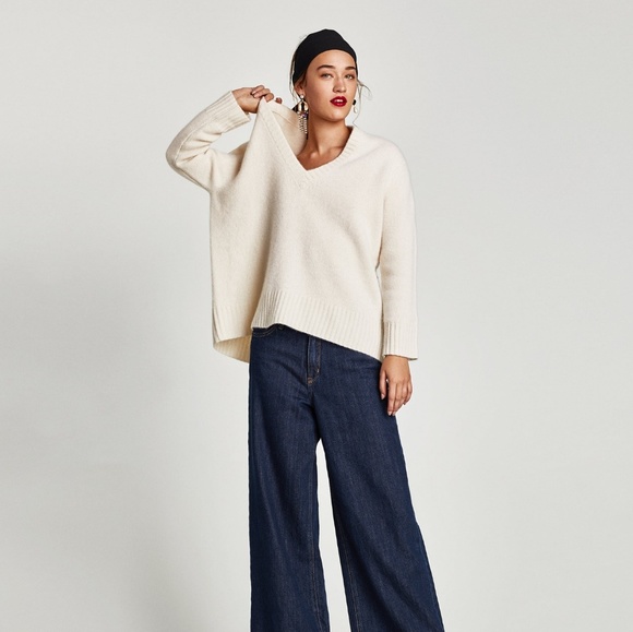 Zara Sweaters - NWT Zara V Neck Cashmere Sweater